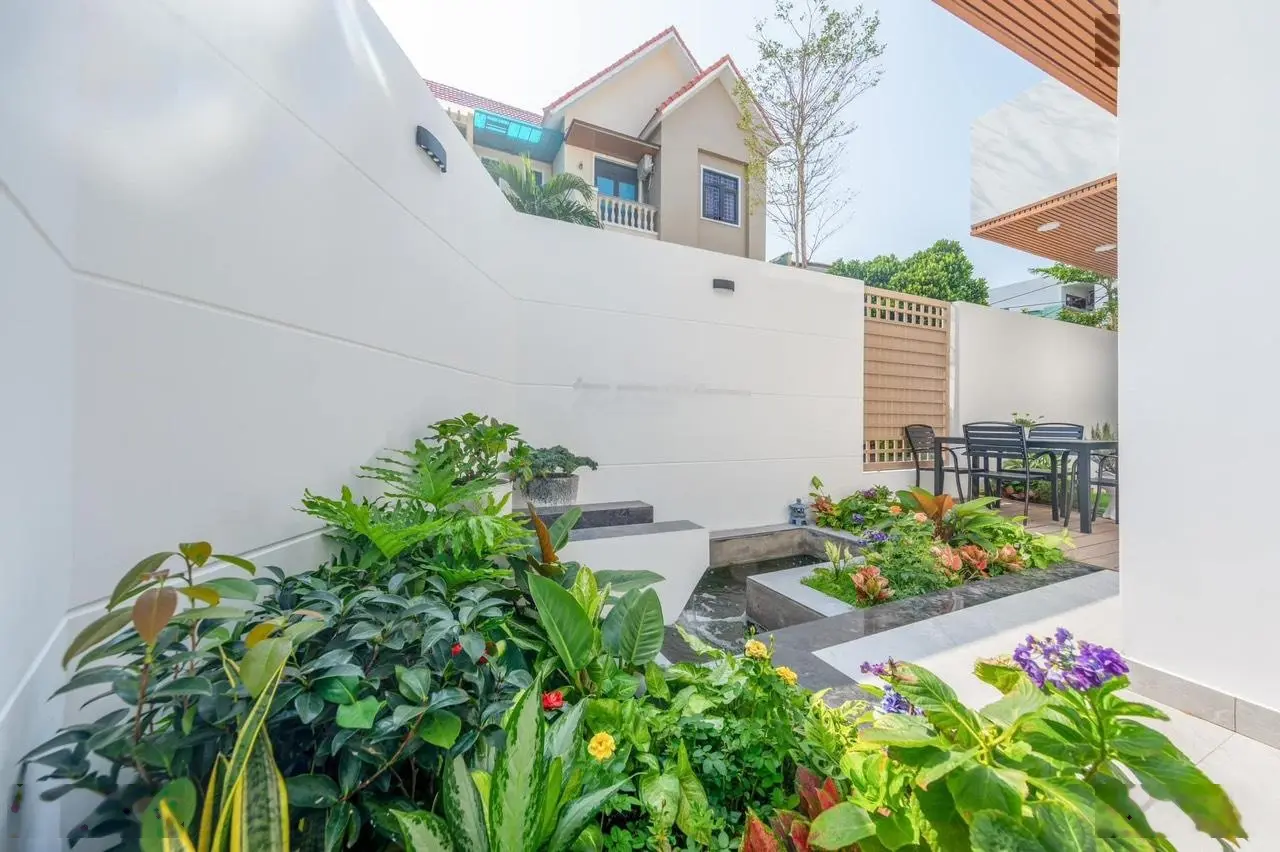 Villa 2 mặt tiền siêu đẳng cấp khu Hải Châu - nét tinh tế đẳng cấp riêng biệt, dòng tiền ổn định