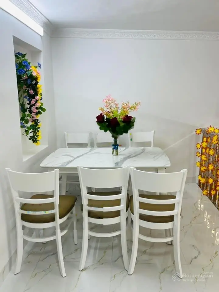 Hiếm có, ngõ nông Cự Lộc - Thanh Xuân - Hà Nội, DT : 37m2 x 5 Tầng - MT: 4m / giá : 6,15 tỷ