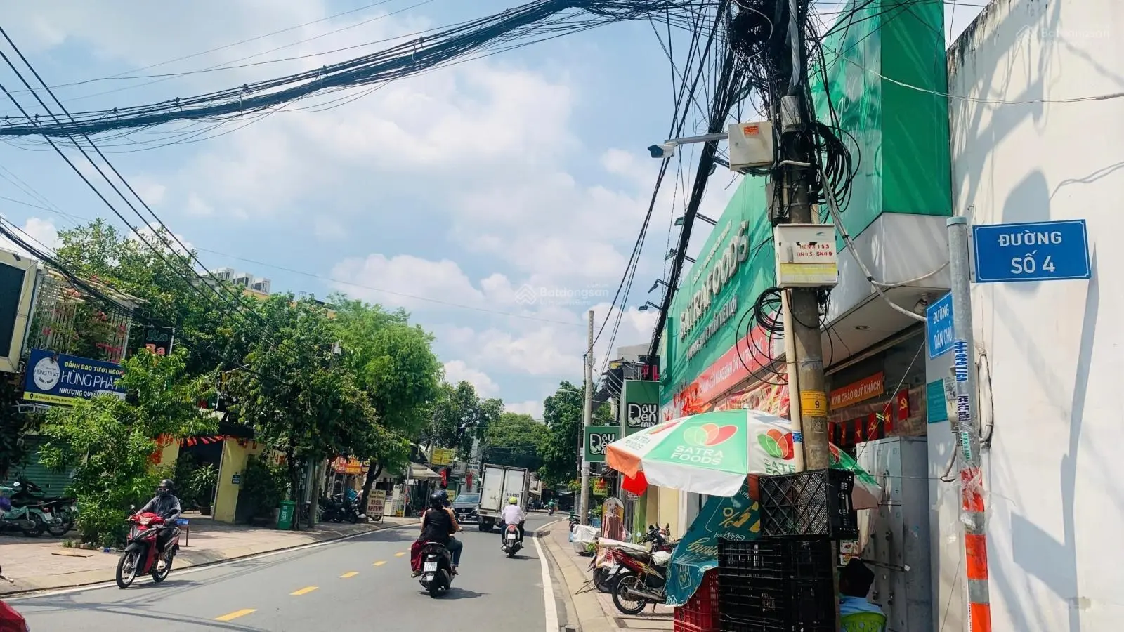 Nhà đẹp 1 trệt 1 lầu, hẻm ô tô đường số 4, phường bình thọ gần chợ đêm, giá chỉ 7.5 tỷ