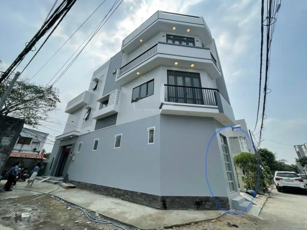 Ngộp bank - lô góc - 4 tầng - 138m2 - hẻm 8m - bình tân - 6.9 tỷ