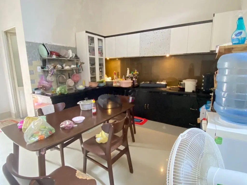 Nhà mặt tiền 204m2, Châu Văn Liêm