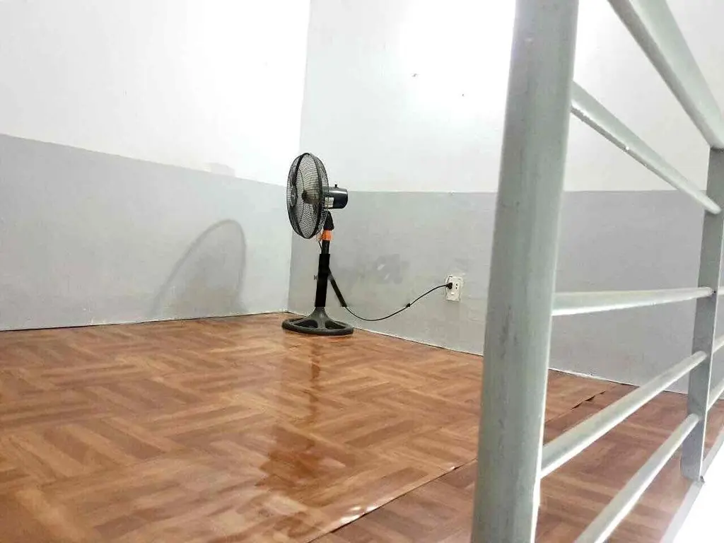bán nhà trường thọ gồm 5p trọ thu nhập 14tr/th đường xe hơi tới nhà