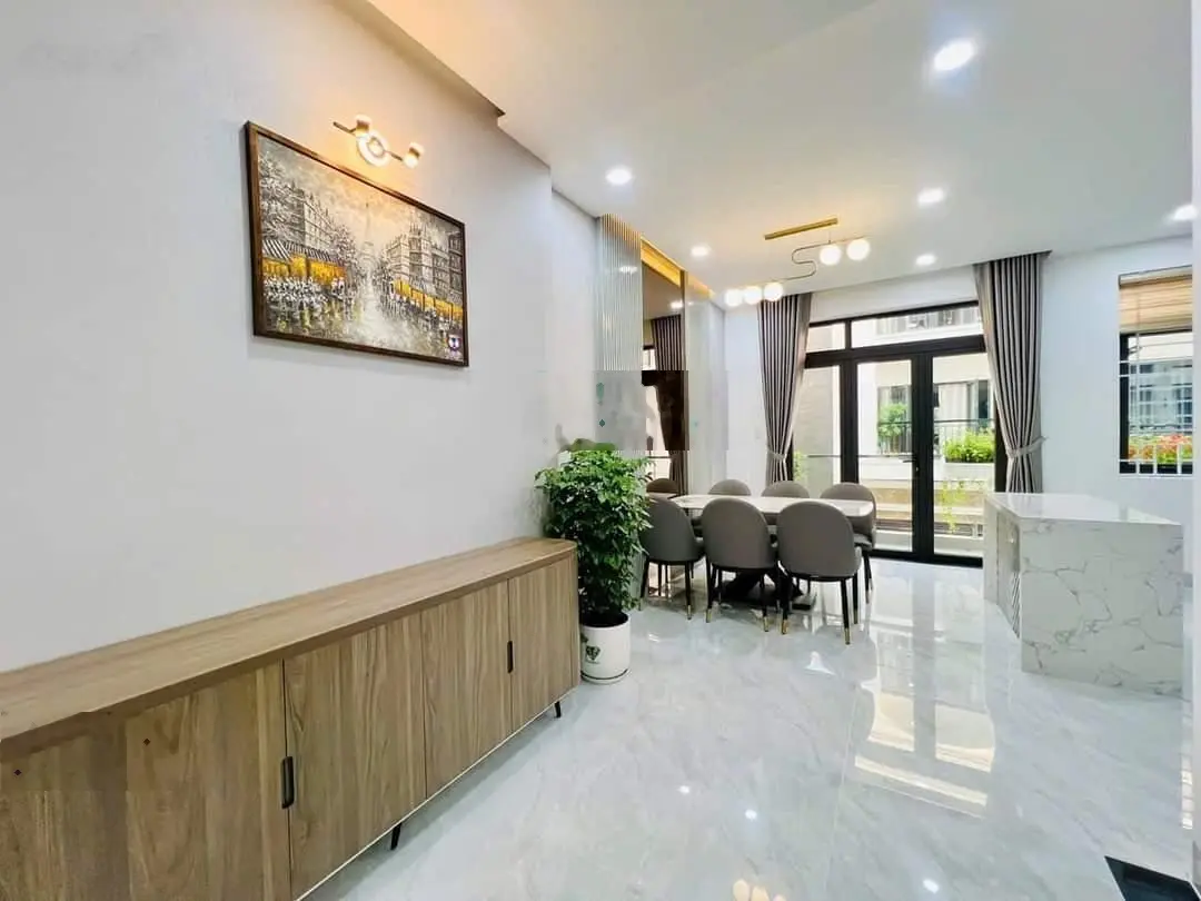 Nhà mới 4 tầng, hẻm 10m. Gần cầu An Lộc, Hà Huy Giáp. Cách Gò Vấp 200m