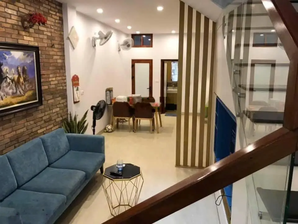 Bán nhà khu gia đình Binh Đoàn 12, ô tô đỗ cửa, nhà mới có gara ô tô, DT 70m2