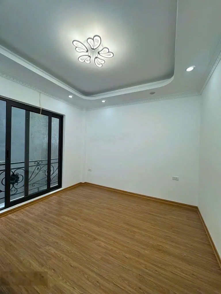 Bán nhà phúc lợi cạnh cc ecohome 34m2 x 5 t ngõ 2,5m giá nhỉnh 4 tỷ hàng xóm vinhomes riverside