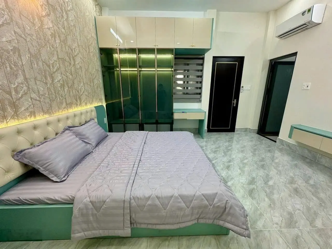Bán gấp căn MTKD khu K300 phường 12 quận Tân Bình 8x20m, 3 lầu giá 25.5 tỷ thương lượng