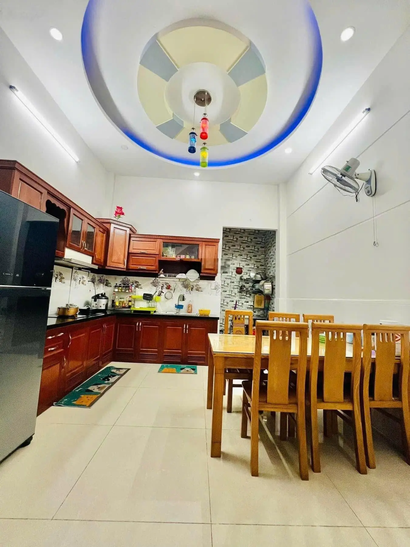 Bán gấp nhà 64m2 KDC Nam Hùng Vương - Bình Tân - hẻm xe hơi tránh - kinh doanh giá 5. x tỷ (x nhỏ)