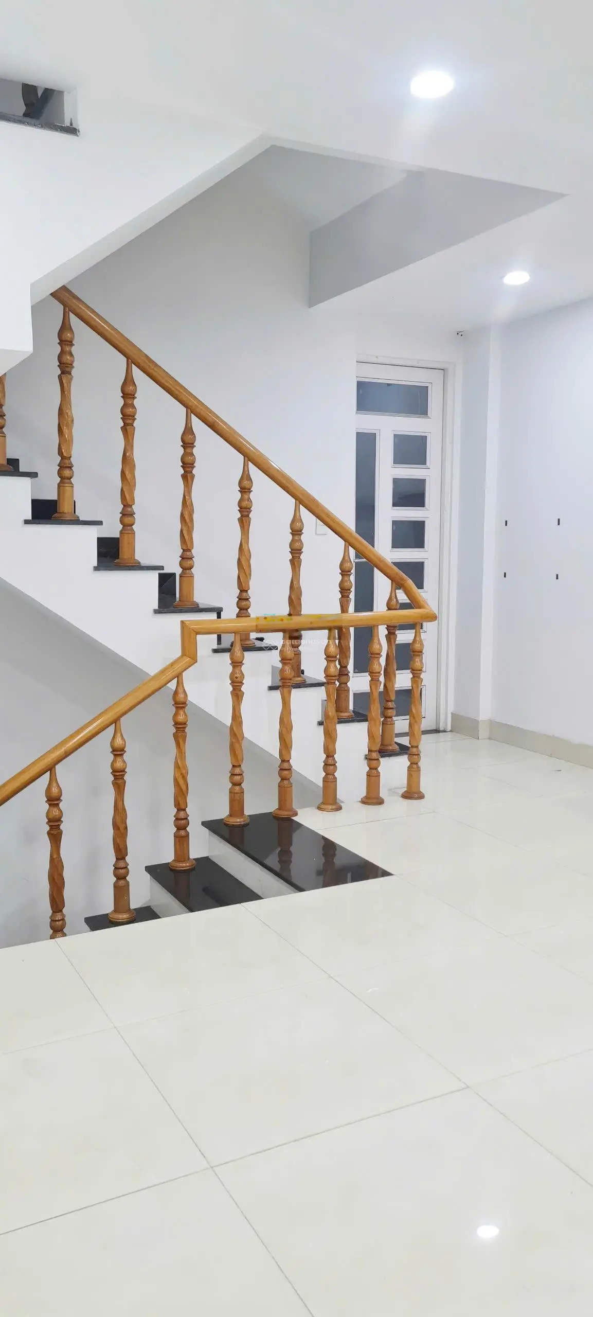 Gấp! Nhà bán đúc 4 tầng - Ngang 4m - HXH 8m - Chỉ 6 tỷ xíu - Khu Tân Hương Hoa Lệ