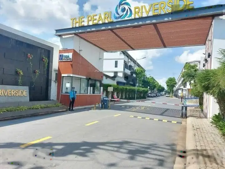 Chủ ngộp bán gấp căn nhà đã hoàn thiện hoàn công view sông Vàm Cỏ cực rê