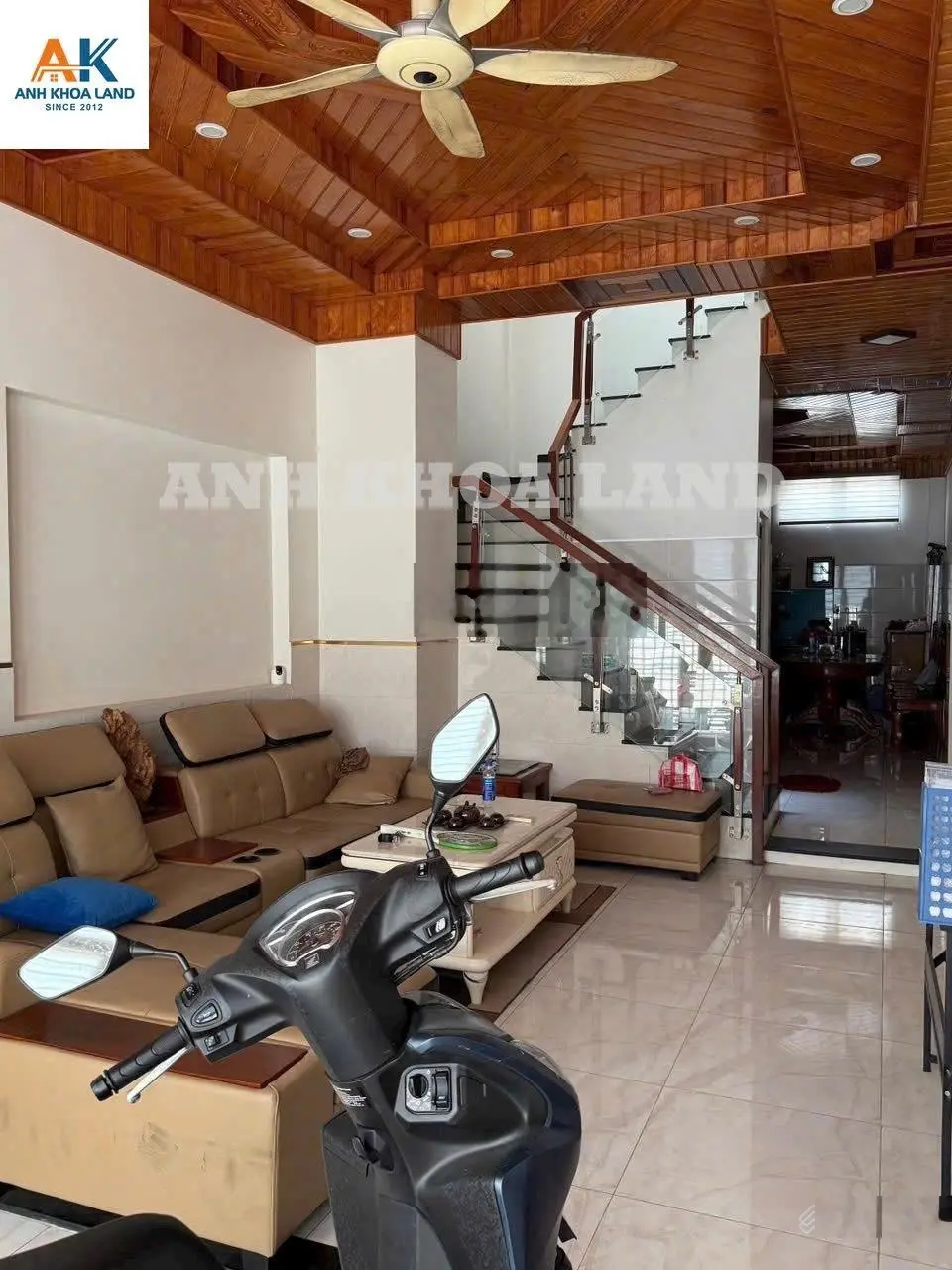 Nhà đẹp 3 tầng ngay Chương Dương Home - Kế Metro - 7.2 Tỷ TL