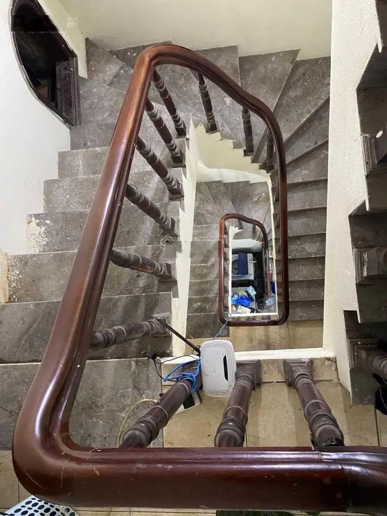 Bán gấp nhà phố Lĩnh Nam 29m2 x 4T căn góc ngõ nông 3 gác tránh chỉ 3,8 tỷ