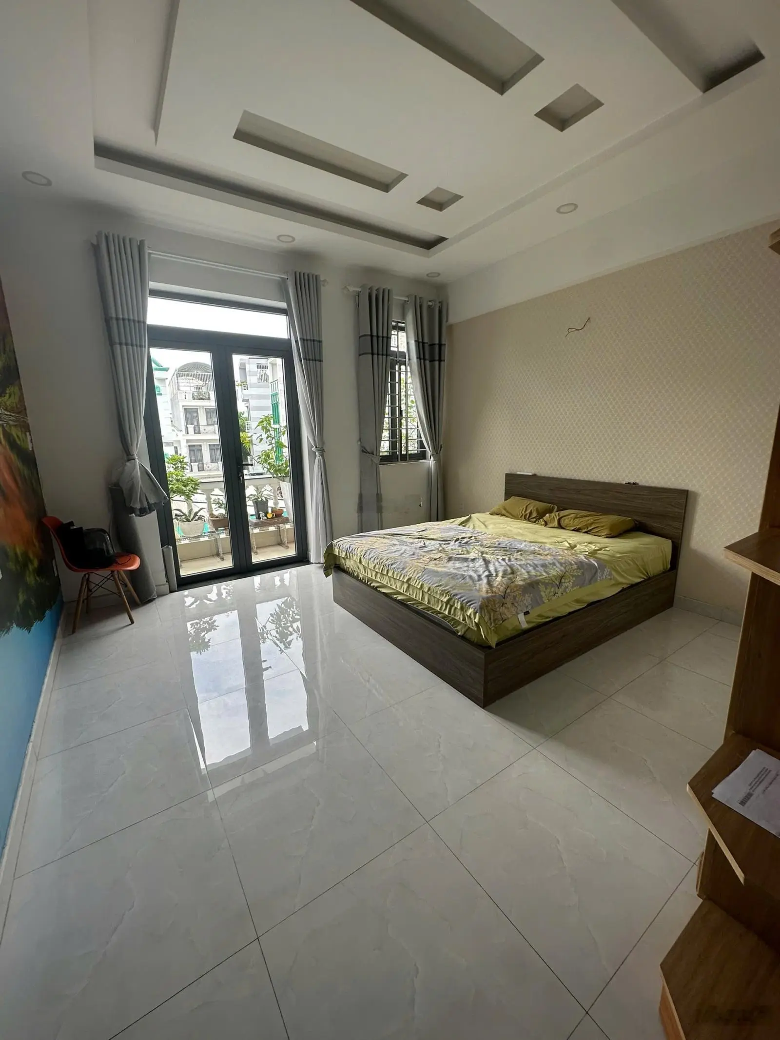 Siêu phẩm 100m tới EMart2 80m2 HXT thông 5 lầu mới keng Phan Huy Ích P12 Gò Vấp