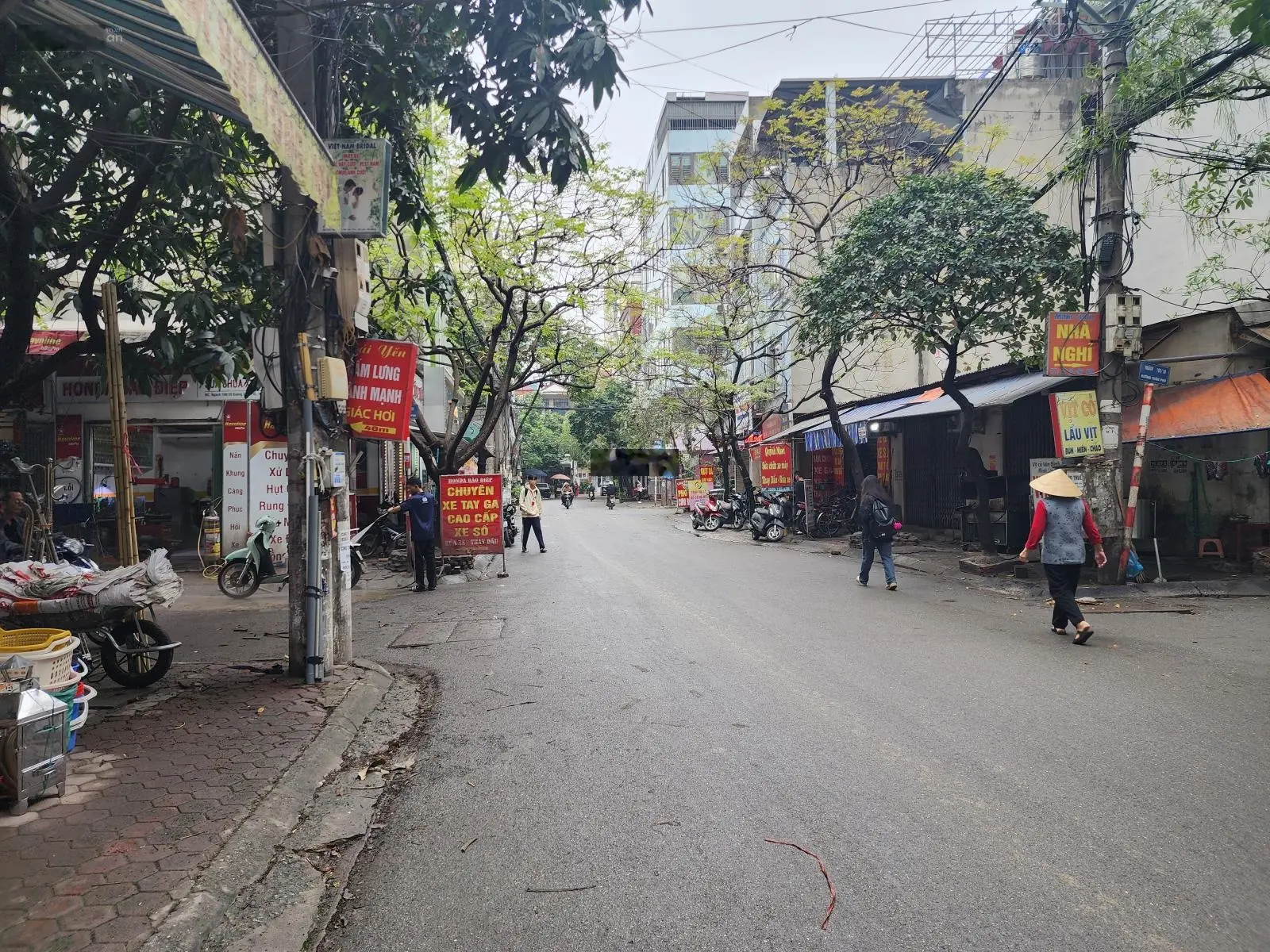 Bán gấp căn liền kề Trần Phú, Mỗ Lao, Hà Đông, giáp Nguyễn Văn Lộc 42m2, 4 tầng kinh doanh