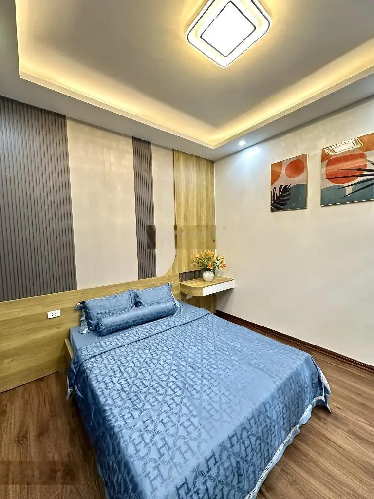 Bán nhà Tân Ấp Phúc Xá Ba Đình. DT: 50m2 4T. Cách ô tô 30m. SĐ nở hậu. Giá. 6,79 tỷ