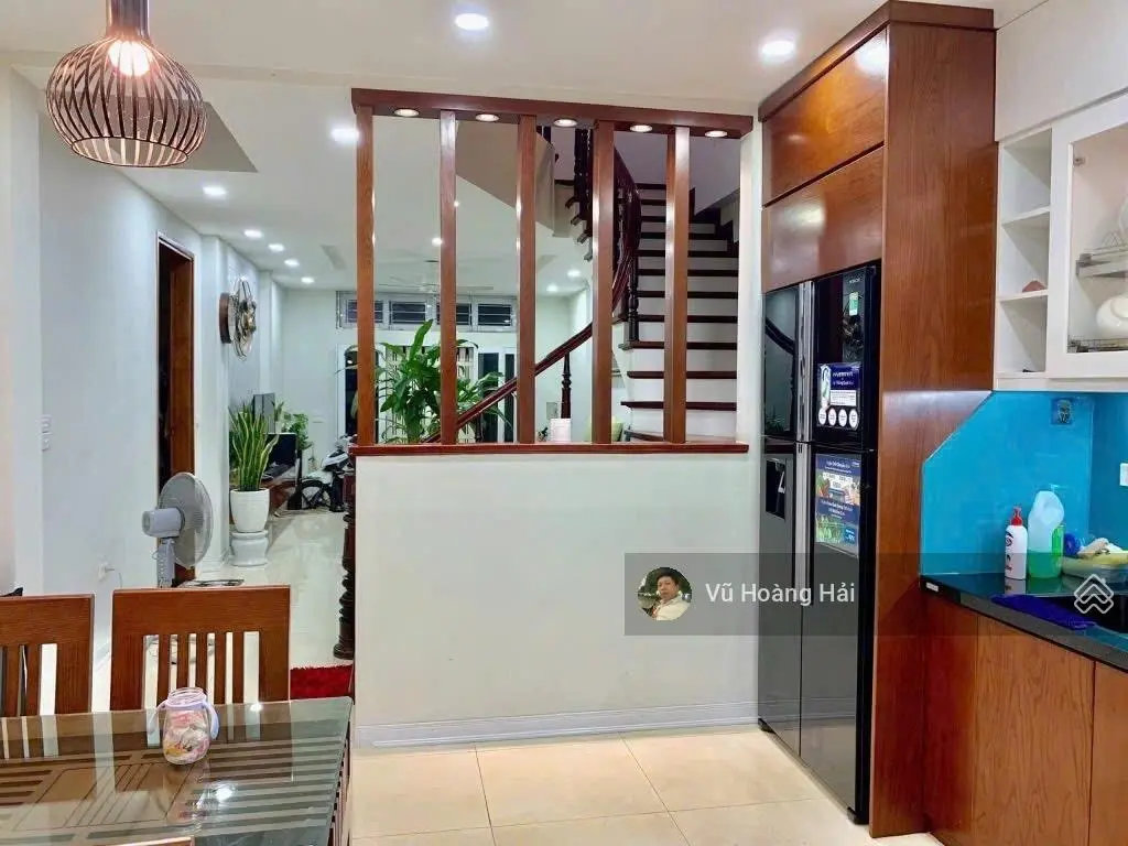 Bán nhà Đình Thôn - Mỹ Đình gần oto 60m*5T MT 4m giá nhỉnh 12 tỷ có thỏa thuận