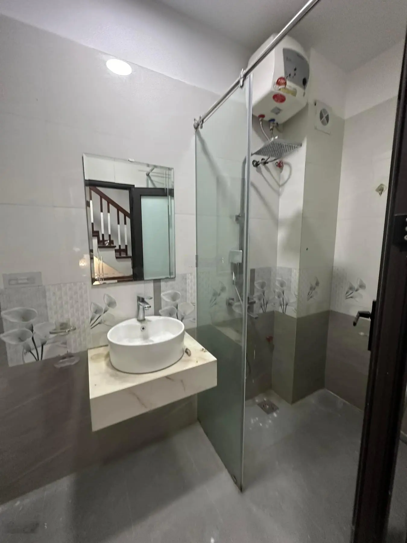 Siêu hiếm, nhà rất đẹp, Thoáng trước, sau, ngõ nông Võ Chí Công - Tây Hồ - Hà Nội