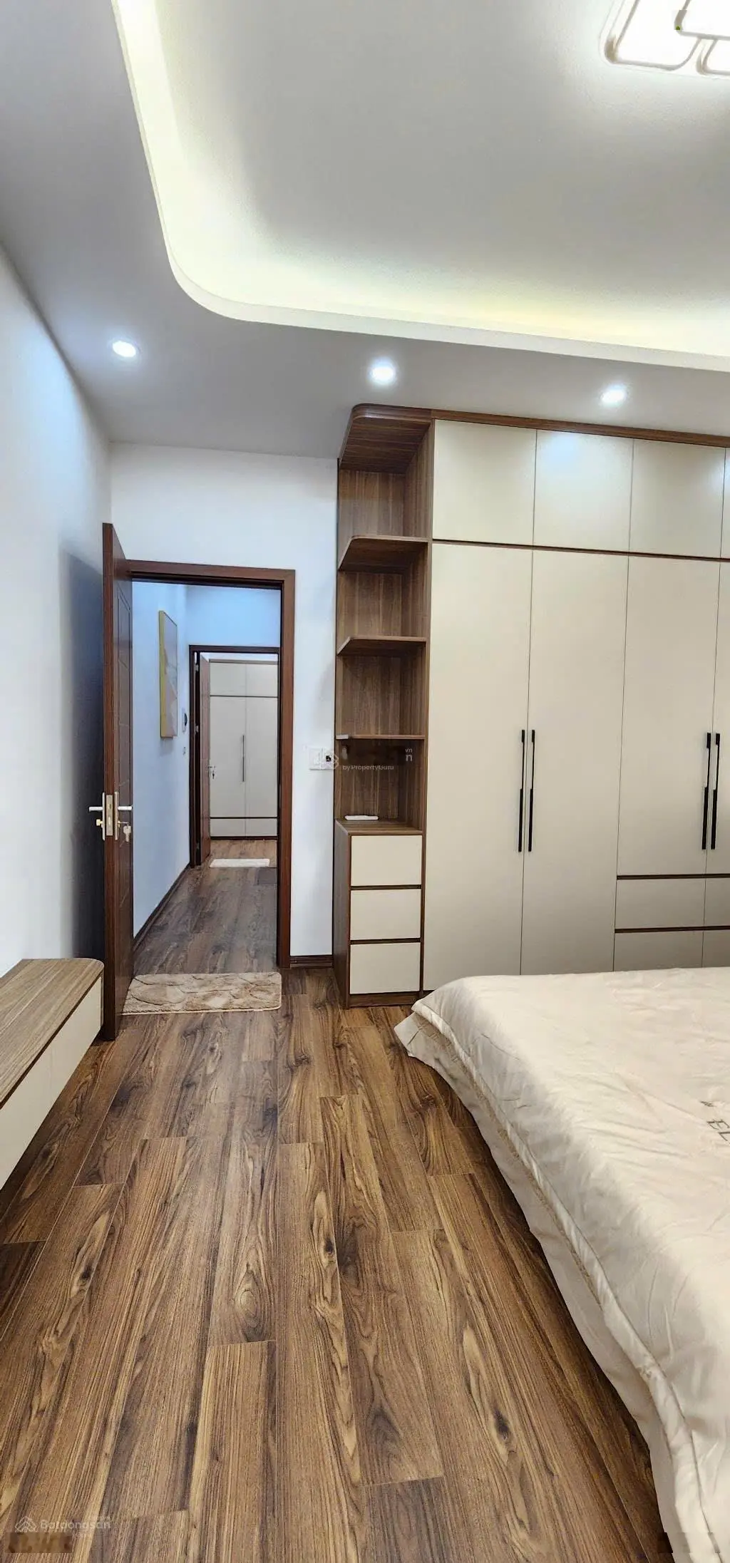 Siêu phẩm Hoàng Mai, 37m2, 4 tầng, ngõ 2m, 100m ô tô, full nội thất xịn sò - 7.8 tỷ