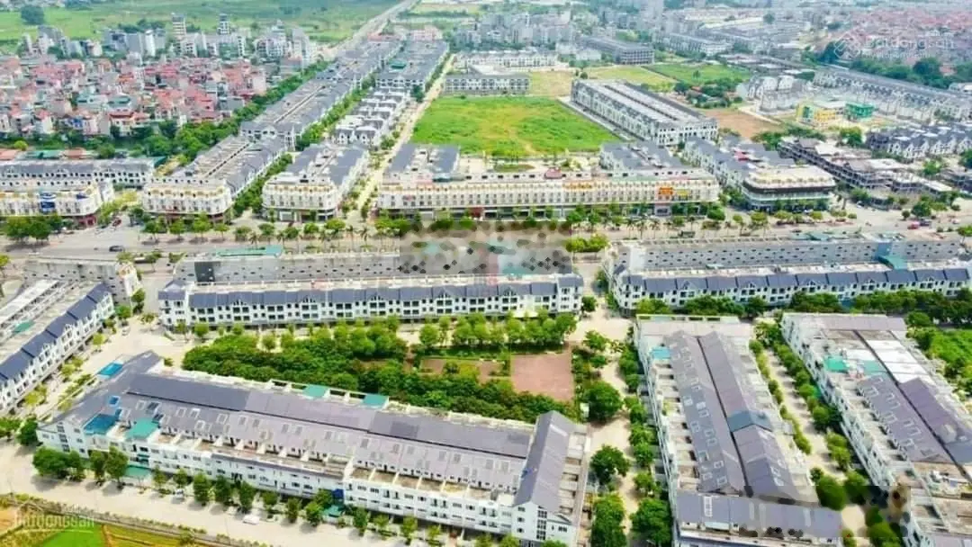 Tài chính 18.X tỷ có ngay căn nhà 4 tầng 108m2 mặt tiền 6m trong dự án Geleximco. LH: 0975 159 ***