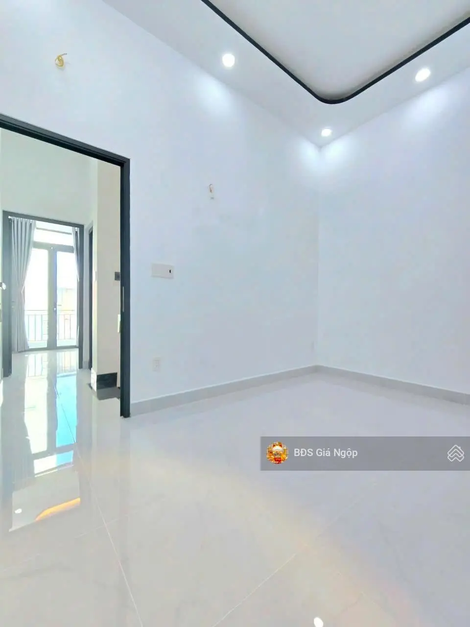Nhà mới đẹp, ở ngay, hẻm xe tải, 1 trệt 2 lầu.Tăng Nhơn Phú B, Thủ Đức- ĐANG CHO THUÊ 6Tr/th