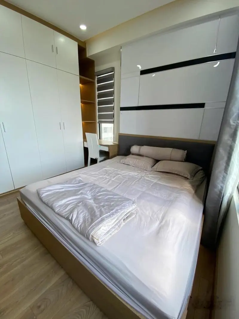 CĂN HỘ 3PN, 86M2 FULL NỘI THẤT ĐẸP LUNG LINH, VIEW TỶ ĐÔ RAO BÁN GIÁ TỐT CHỈ 5,2 TỶ - GẦN TRUNG TÂM