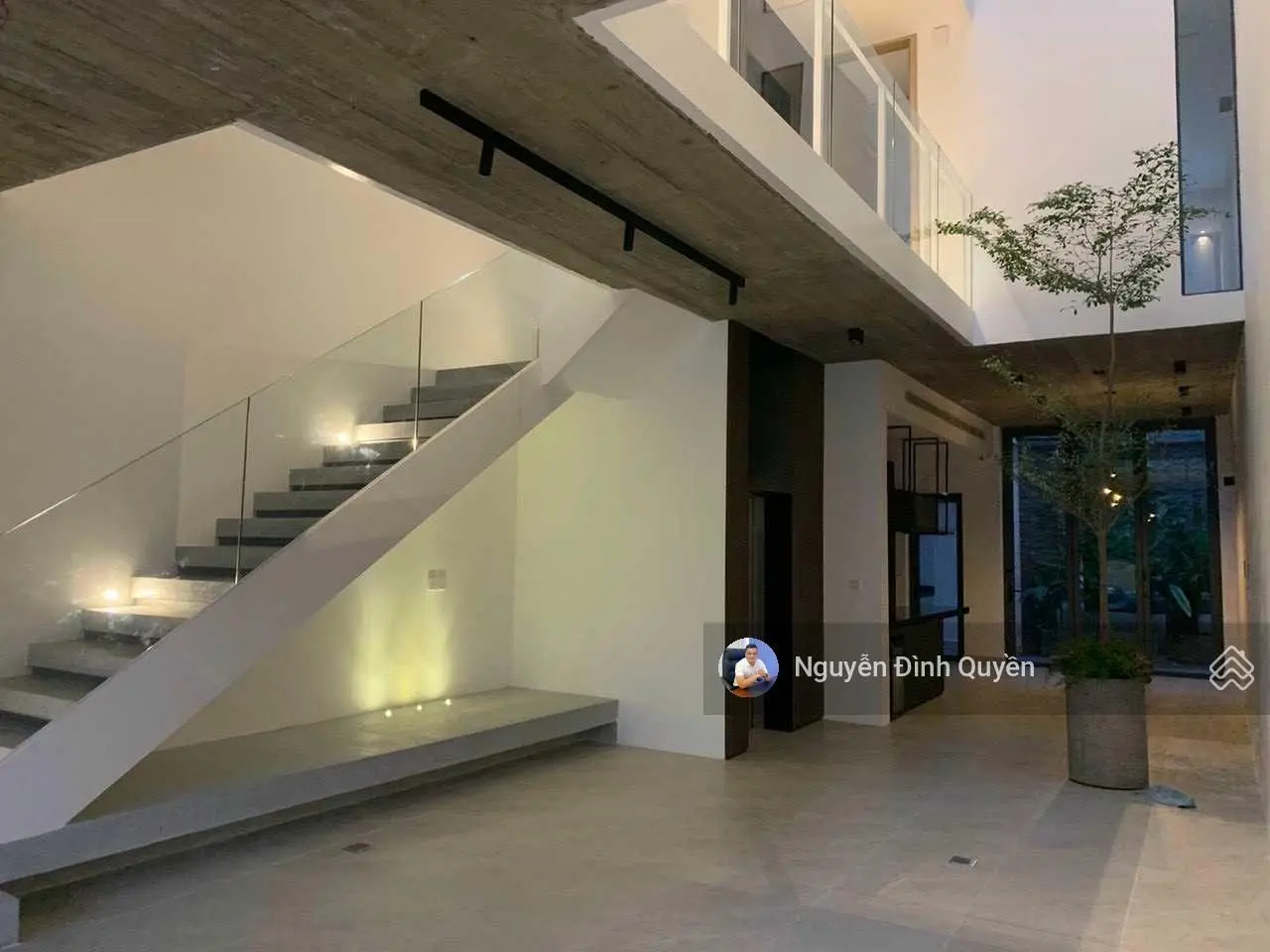 Villa sân vườn hồ bơi - 205m2 - 3 tầng đẹp - thảo điền - chỉ 39 tỷ