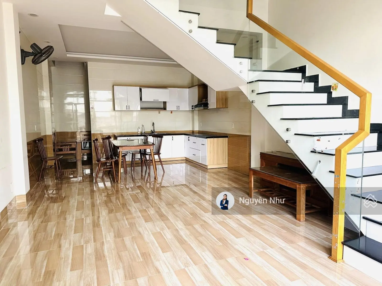 Bán nhà mặt tiền đường Nguyễn Đình, Sơn Trà Đà Nẵng, gần Vương Thừa Vũ, 55m2 x 3 tầng, giá 5.3 tỷ