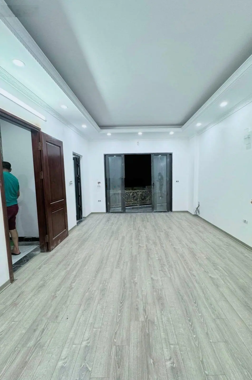 Bán nhà 7 tầng thang máy tại Đền Lừ, Hoàng Mai. Diện tích 42m2, giá 15,5 tỷ