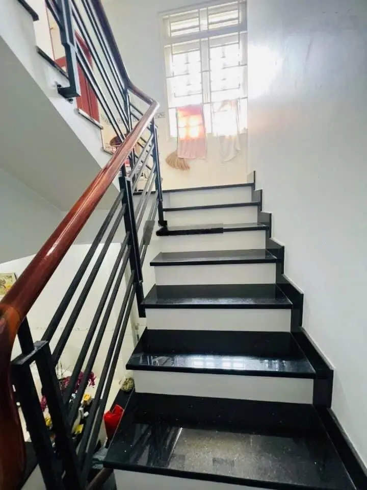 95M2 GẤP BÁN TRƯỚC TẾT Nhà 3 TẦNG(6X16) HẺM XE HƠI Nguyễn Sỹ Sách- Trường Chinh 9,1tỷ còn TL