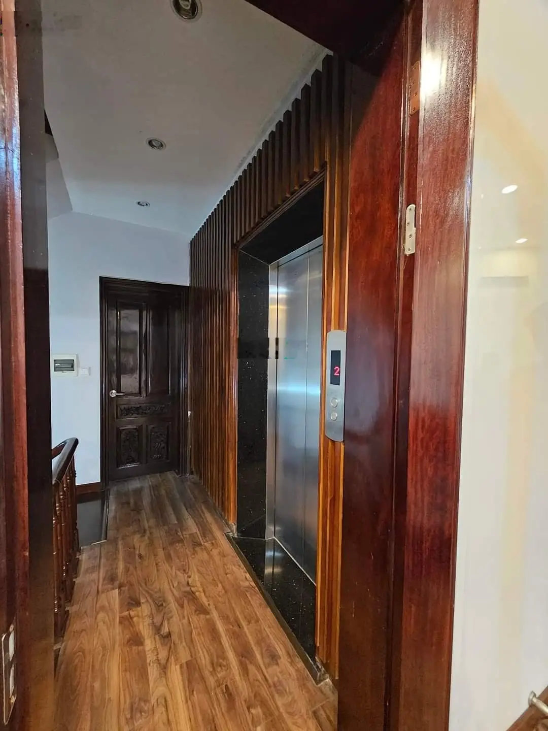 Bán nhà Ba Đình - phân lô - ôtô vào nhà - 60m2*7tầng*MT 5,5m*giá 26 tỷ nhỉnh TM nhập khẩu