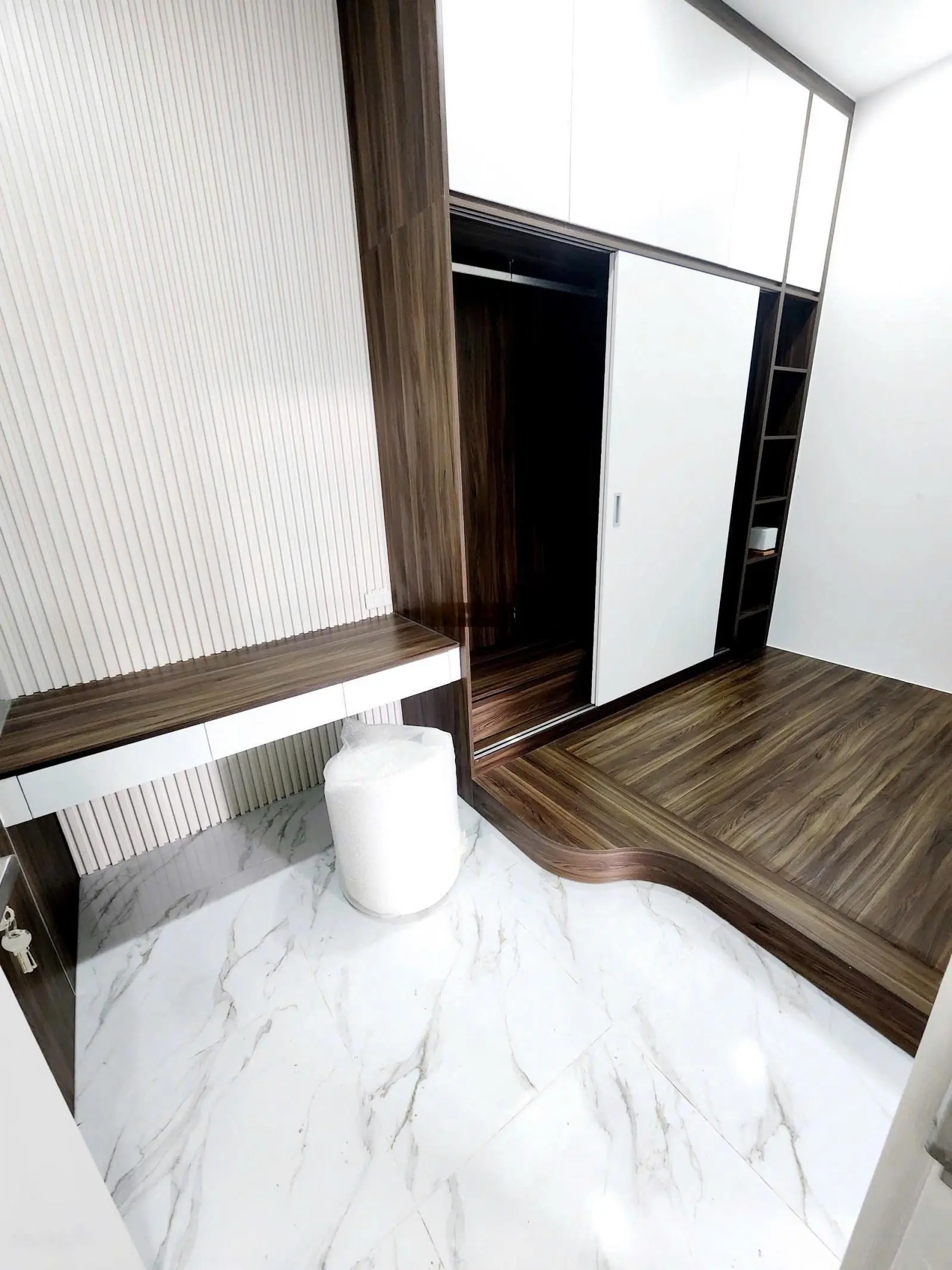 Bán nhà đẹp Hoàng Diệu cách biển Trần Phú Nha Trang 500m: 0332457686