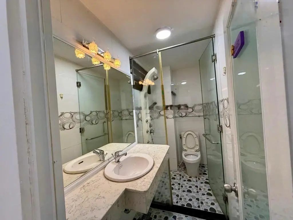 Nhà mới đẹp - HXH - sát MT Phan Xích Long - sổ mới đẹp vuông vức