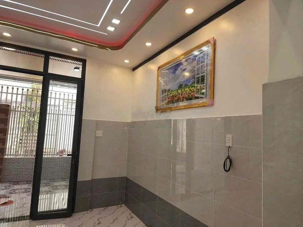 NHÀ CẤP 4, PHƯỜNG 4, TP VĨNH LONG. hẻm cách Đường lớn 20m