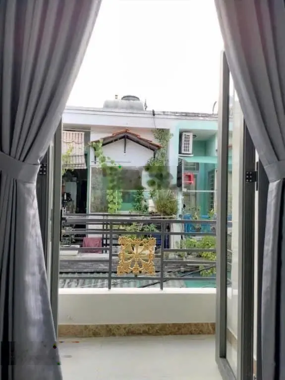 Giảm mạnh bán gấp căn nhà Bàn Cờ, Quận 3 chỉ 3tỷ890/50m2, 1 trệt 2 tầng,Khu an ninh.Tiện KD.Sổ ngay