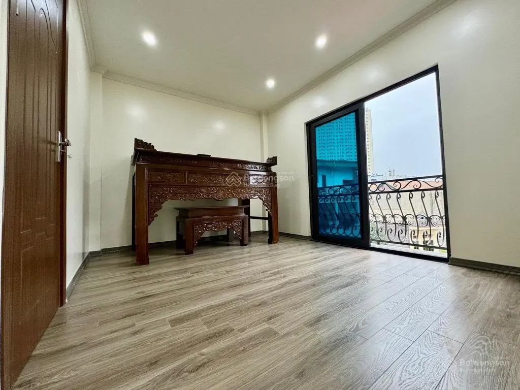 Siêu đẹp - Bán nhà Đại Mỗ 35m2, 5 tầng dân xây, ngõ gần, cách oto tránh đúng 1 nhà. Giá 5.9 tỷ