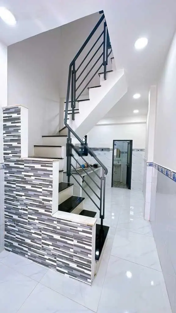 căn góc 2 mặt tiền hẽm rộng 4m