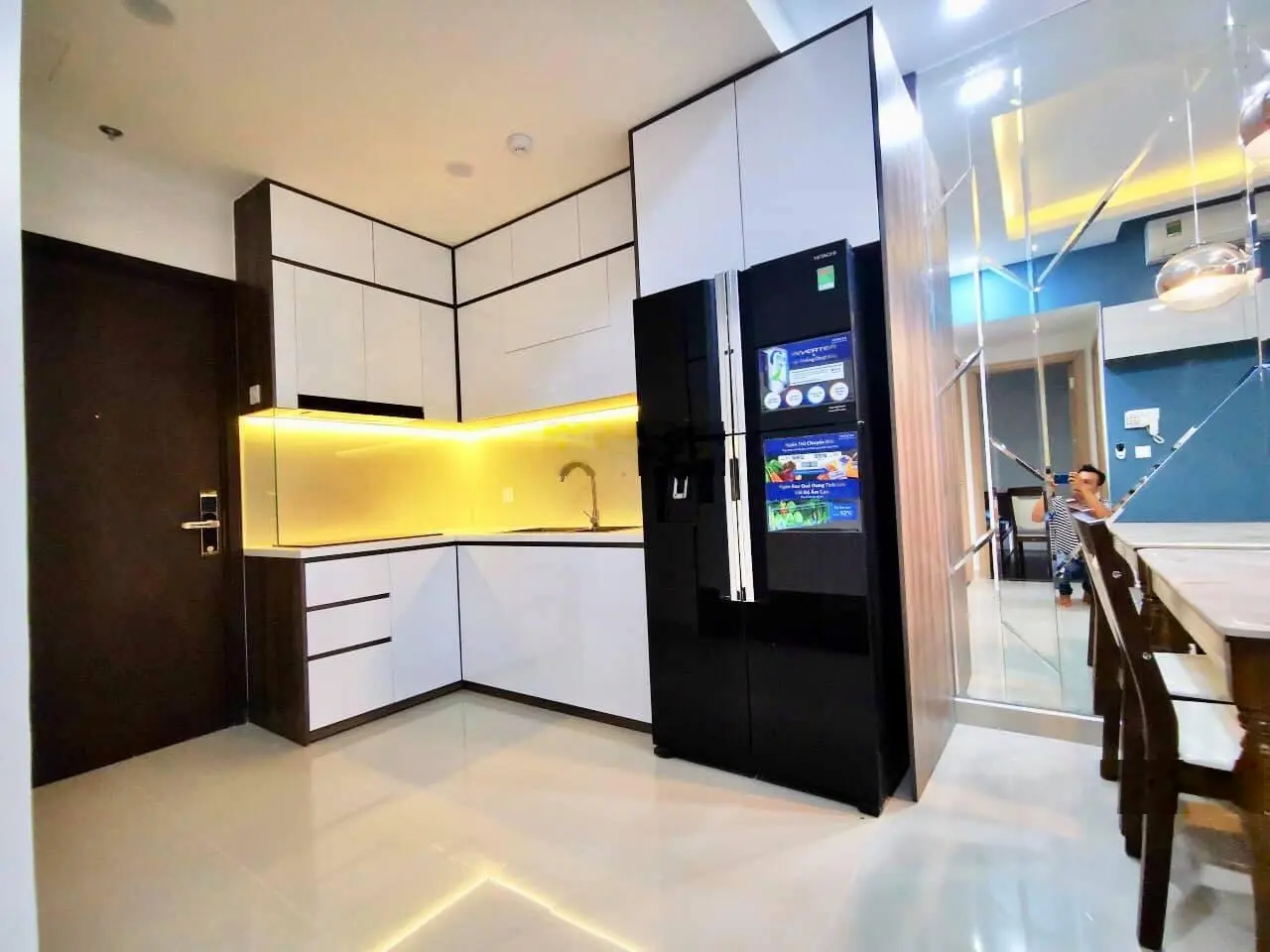 Bán gấp căn hộ Golden Mansion, Novaland, Phú Nhuận, 70m2, 2 phòng ngủ, 4.350 tỷ, đầy đủ nội thất