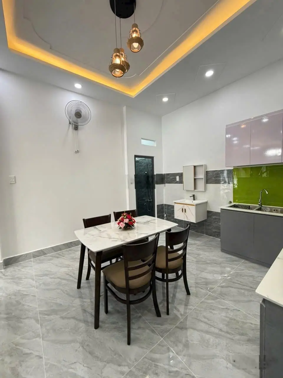 Bán nhà 4x10 m, nở hậu 6m, liền kề Gò vấp, vị trí trung tâm sầm uất nhất Q12.