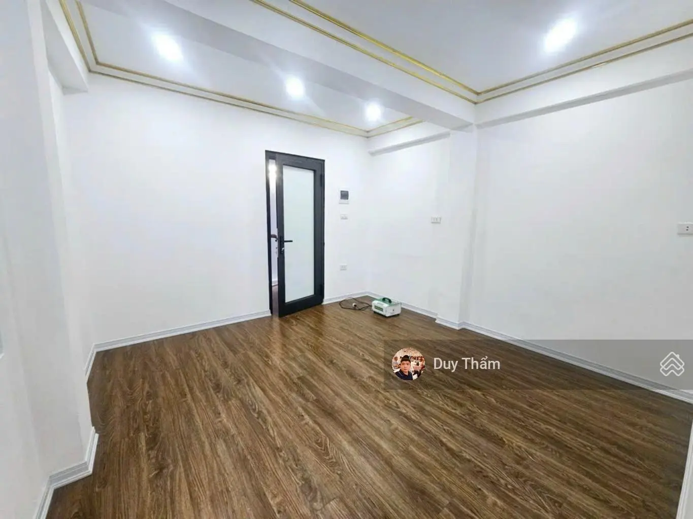 Bán nhà mặt phố hồ tùng mậu - vị trí kim cương - 9,8 tỷ - 6 tầng - kinh doanh - ngã tư lớn