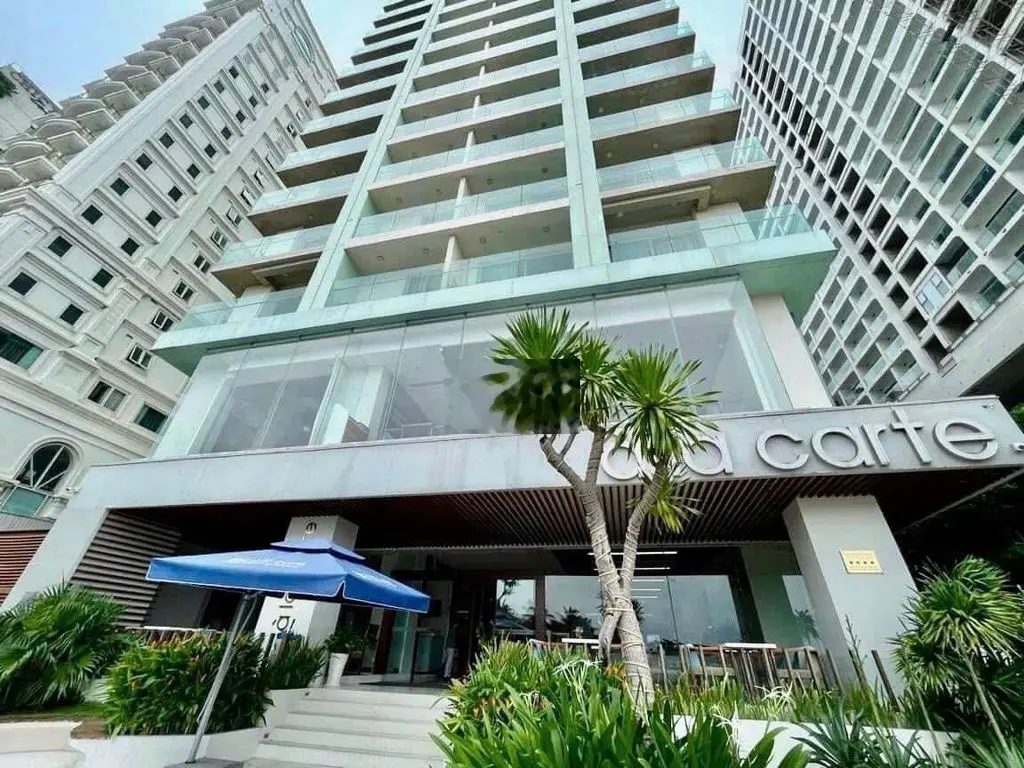 Cần bán căn hộ À LA CARTE, 77,7m2, 2PN, giá hơn 6 tỷ, view Biển Mỹ khê