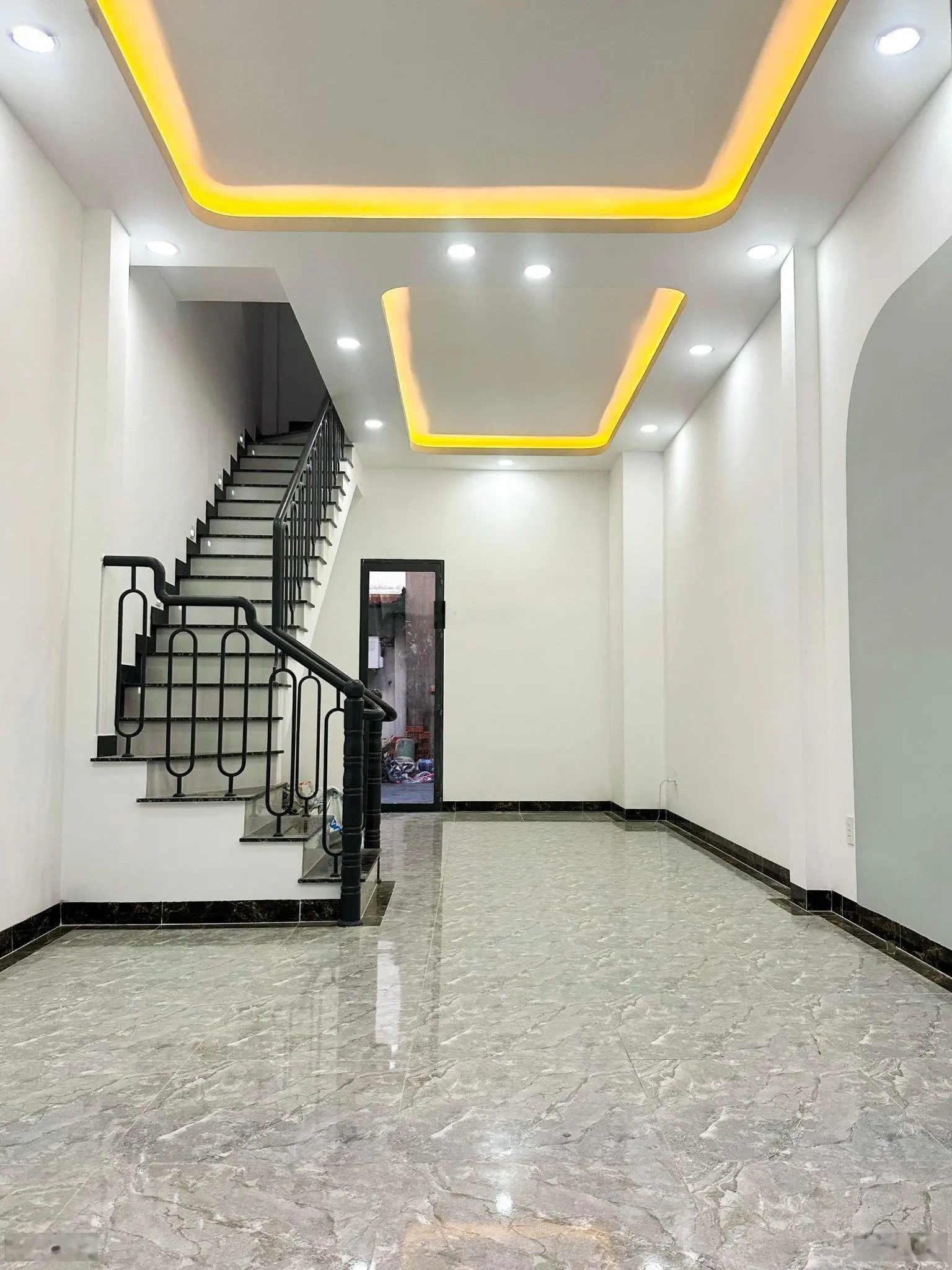 Nhà 1 trệt 1 lầu PN,2WC hẻm đường 36, P. Linh Đông, Thủ Đức DT 50m/4.38 tỷ.