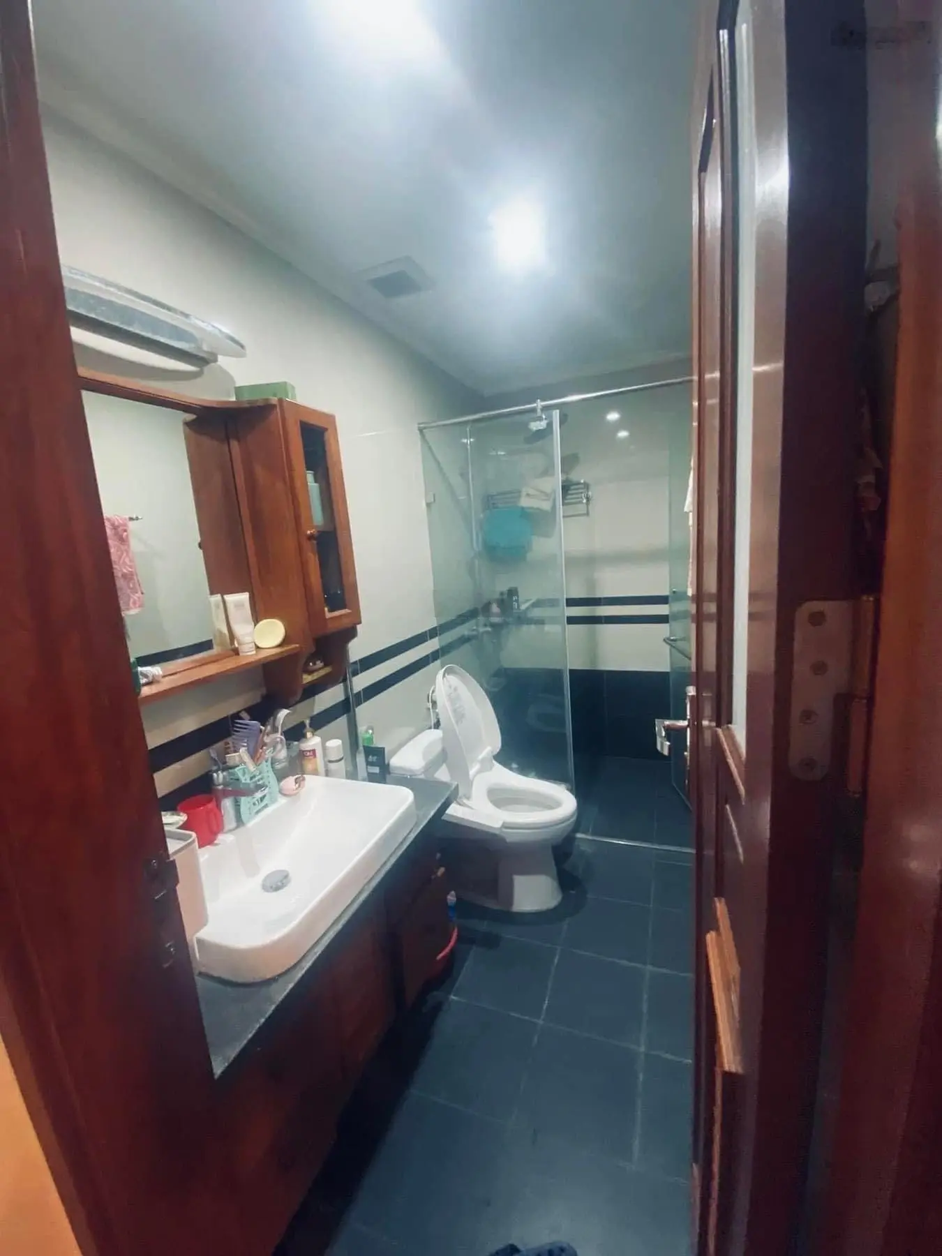 Chính chủ bán liền kề La Casta S 73m2, hoàn thiện đẹp, nhà ngay sau tháp đồng hồ giá 16,x tỷ