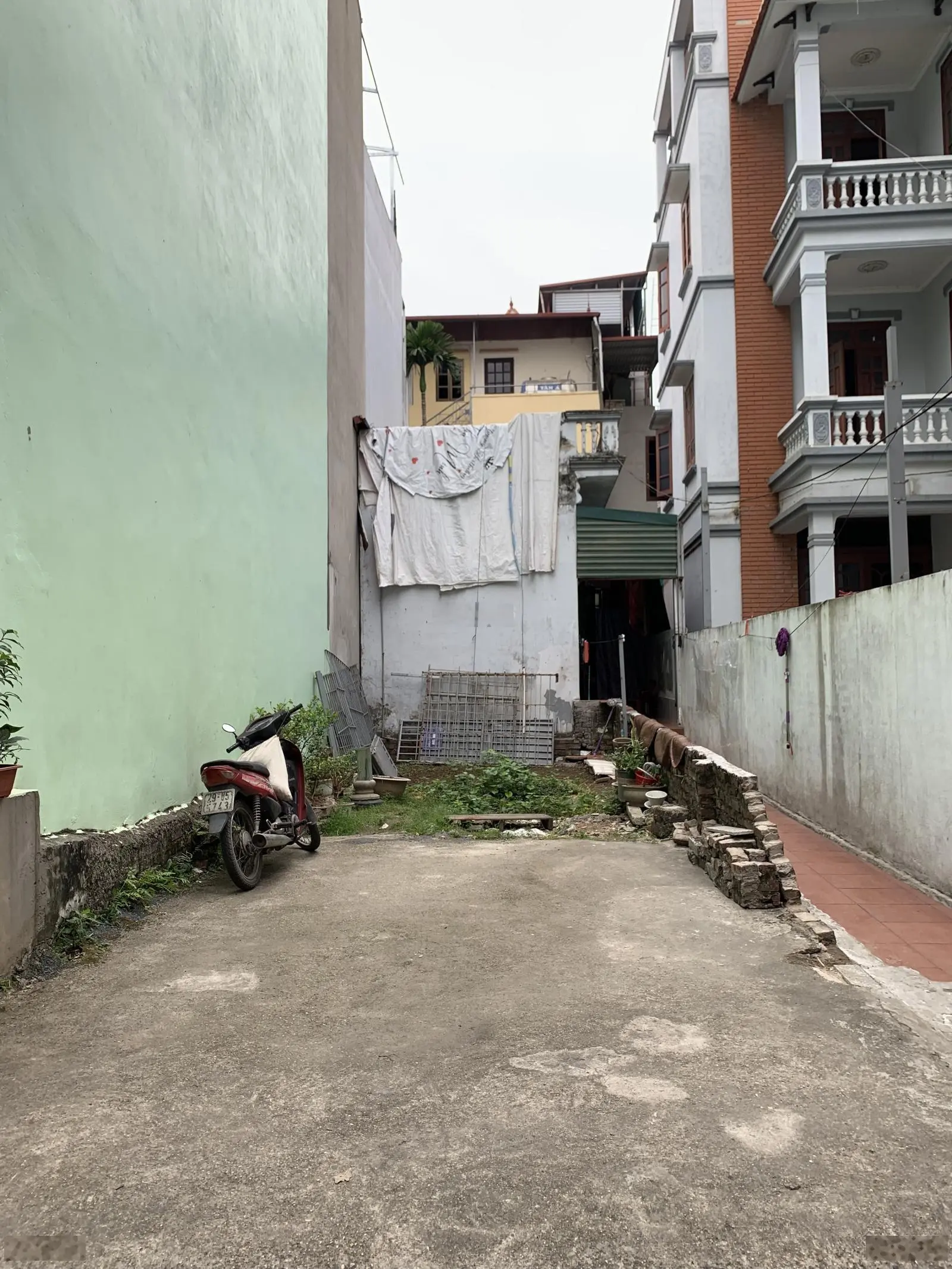 Bán đất Phú Thượng, ô tô vào đất, ngõ thông, lô góc, 46m2, 7.6 tỷ đồng.