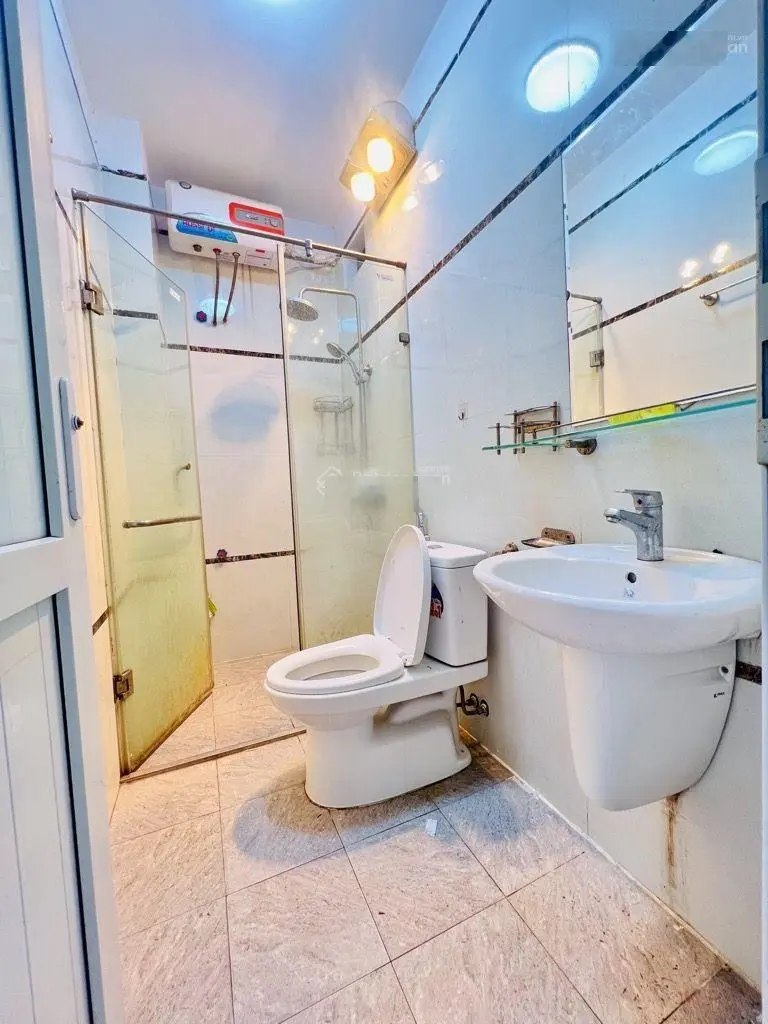 Bán nhà Đại Đồng 40m 5 tầng mt6.3m tương lai oto vào nhà giá 5.35 tỷ